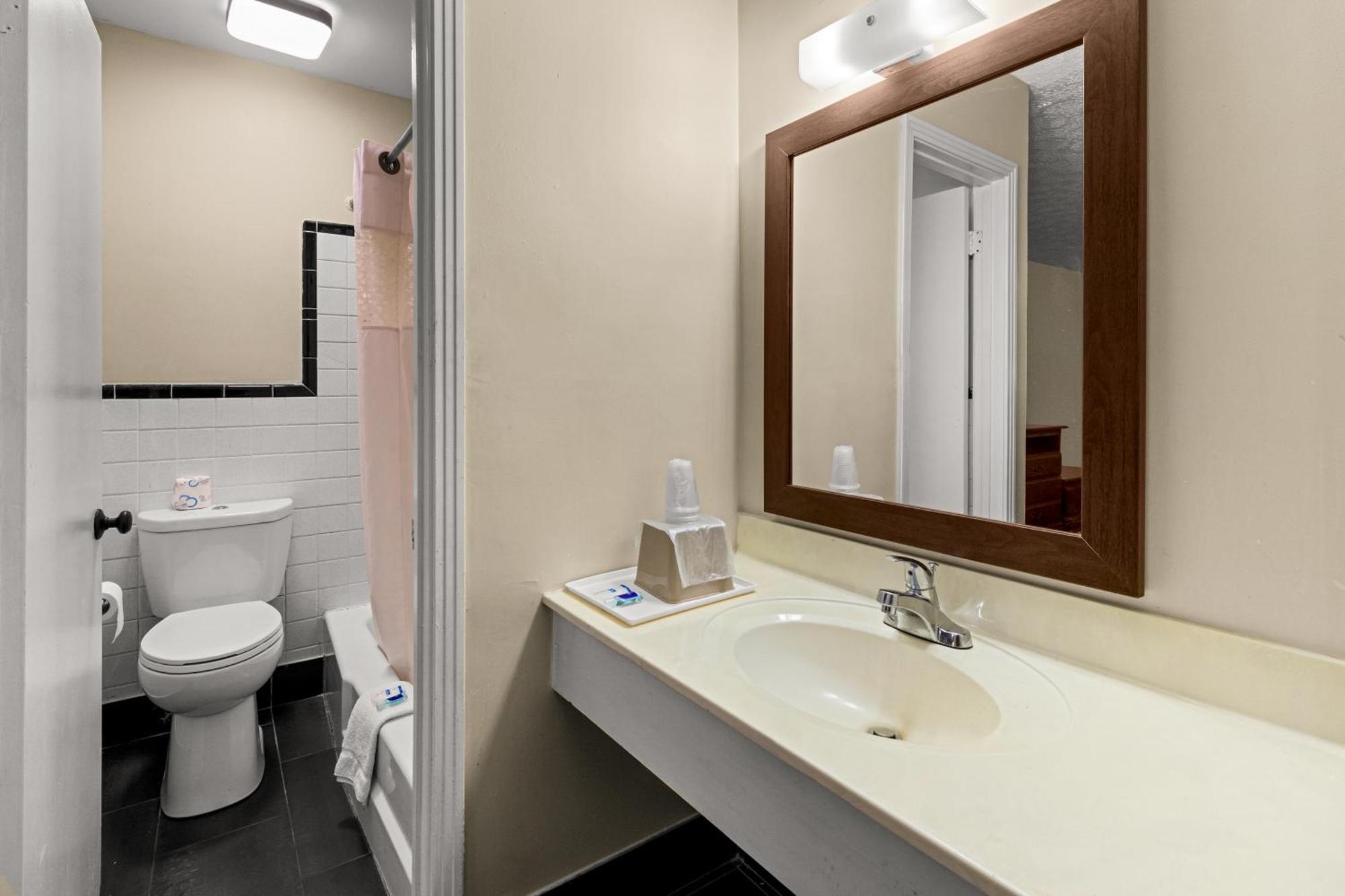 Rodeway Inn ديكسون المظهر الخارجي الصورة