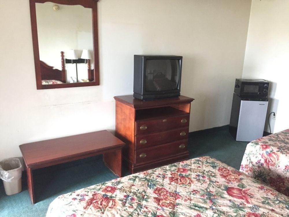 Rodeway Inn ديكسون المظهر الخارجي الصورة