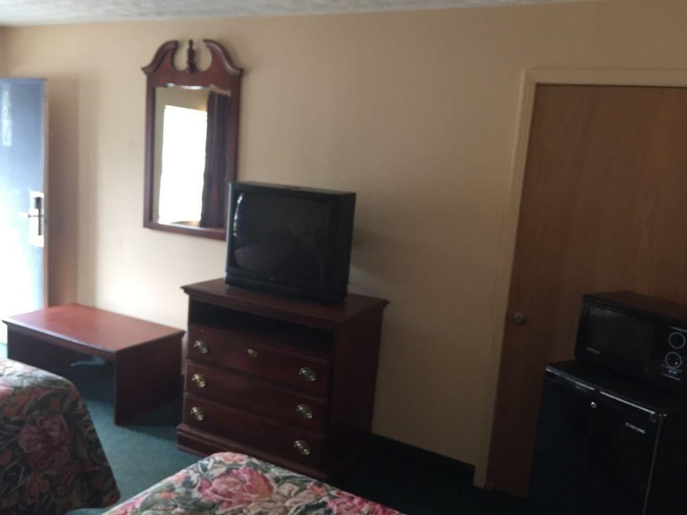 Rodeway Inn ديكسون المظهر الخارجي الصورة