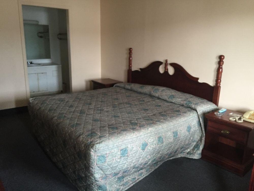 Rodeway Inn ديكسون المظهر الخارجي الصورة
